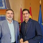 El Gobierno regional se interesa por el aumento de matriculaciones y los proyectos de la Escuela de Ingeniería de Minas e Industrial de Almadén