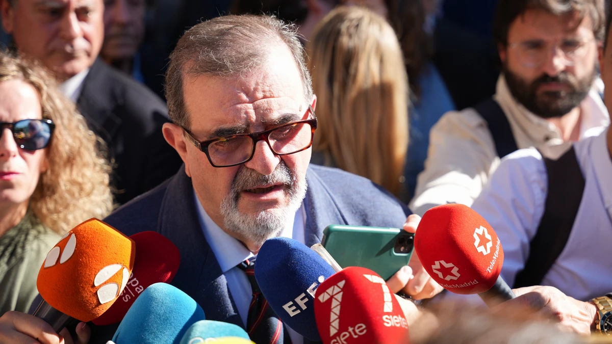 El expresidente socialista Borbolla: “Nunca un partido en España había caído tan bajo”