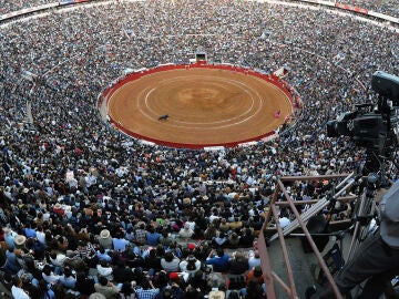 Supremo de México revoca suspensión que prohibía dar corridas a plaza de toros capitalina