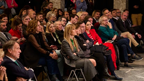 Presentación del libro “Tierra Firme” de Pedro Sánchez en el Circulo de Bellas Artes / © Alberto R. Roldán / D