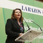 La consejera de Agricultura, Pesca, Agua y Desarrollo Rural, Carmen Crespo, durante su intervención en el foro informativo de LA RAZÓN