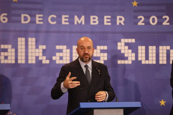 La UE y los Balcanes Occidentales acuerdan acelerar su proceso de adhesión según los méritos