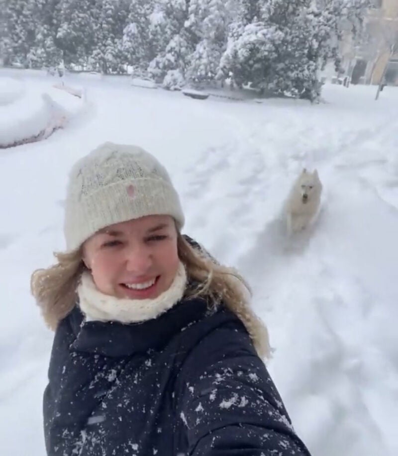 Genoveva Casanova en la nieve