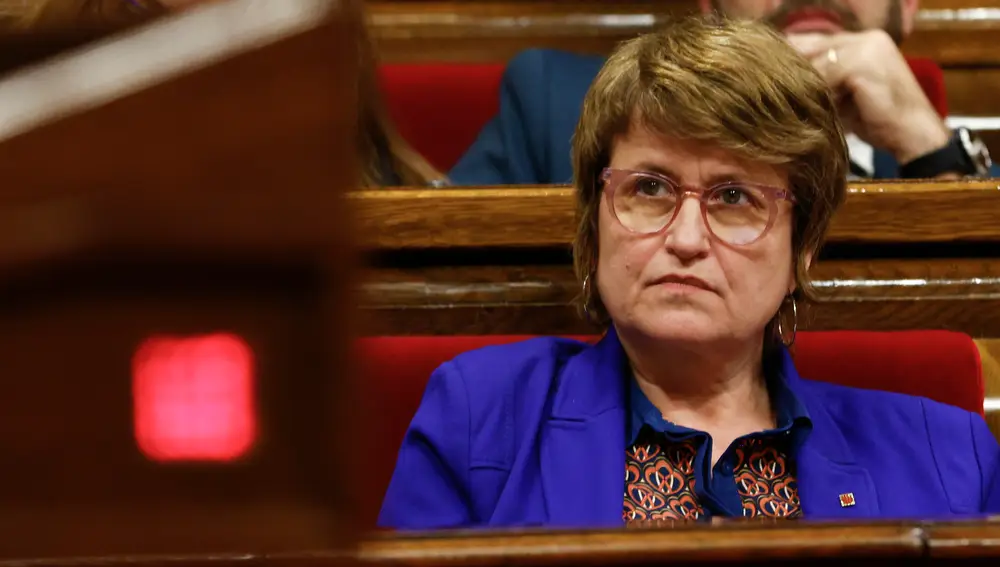 La consellera de Educación, Anna Simó, en el Parlament