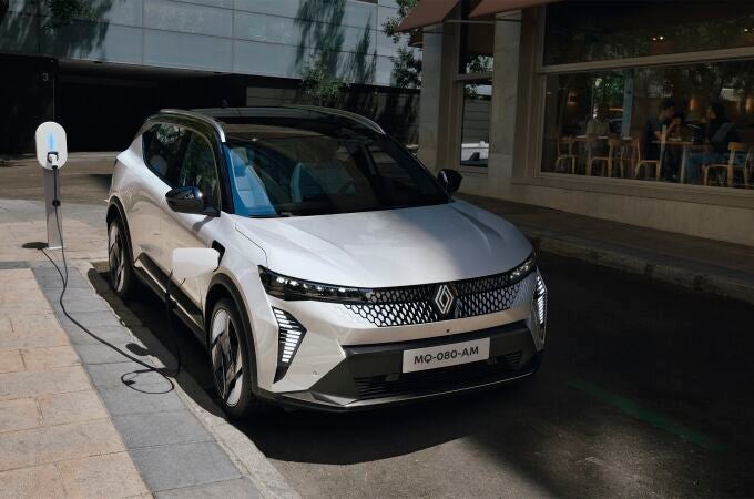 Economía/Motor.- Renault abre los pedidos de su Scenic E-Tech 100% eléctrico, que ofrece dos capacidades de baterías
