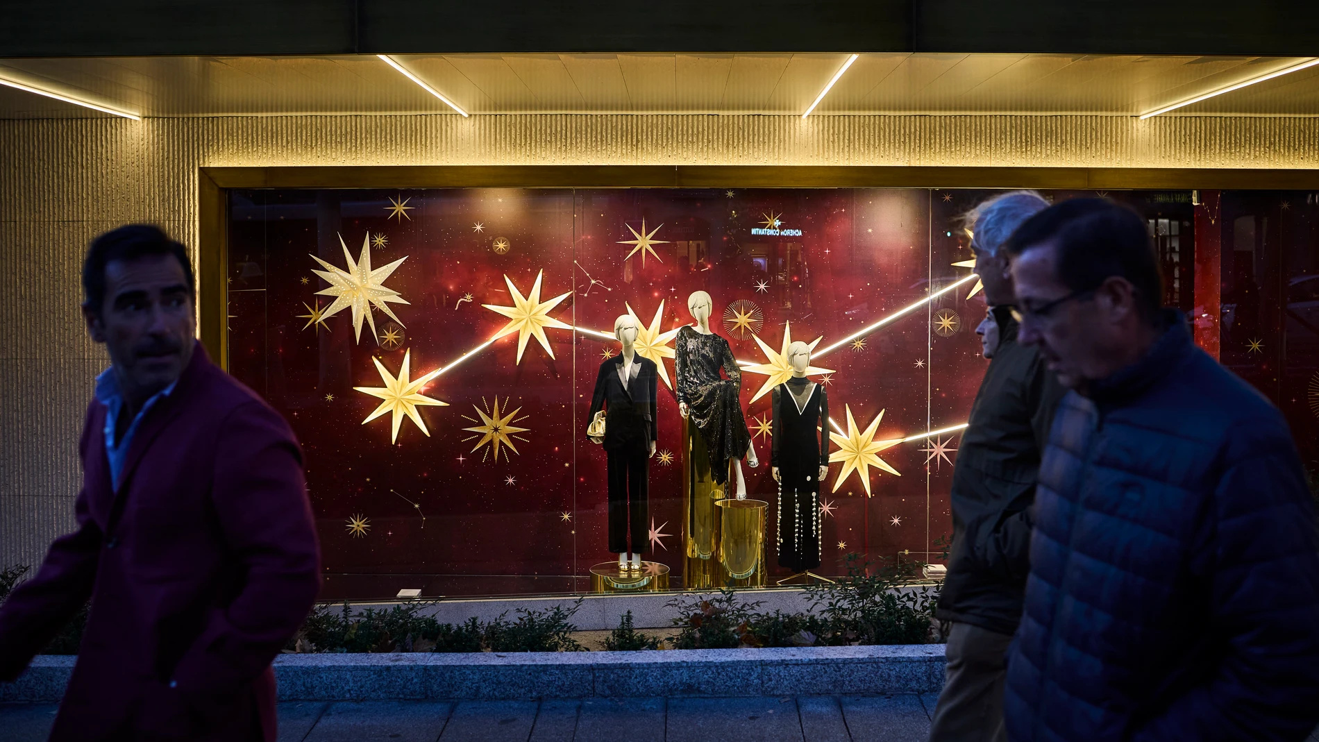 Comercios de Madrid durante las fechas prenavideñas. El comercio de Madrid ha obtenido un fuerte incremento de ventas durante estas últimas semanas. / © Alberto R. Roldán / Diario La Razón. 14 12 2023