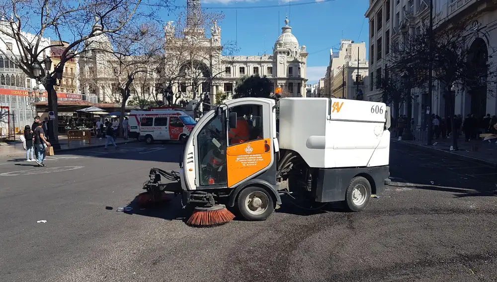 Valencia ha puesto en marcha el mayor contrato de limpieza de la historia