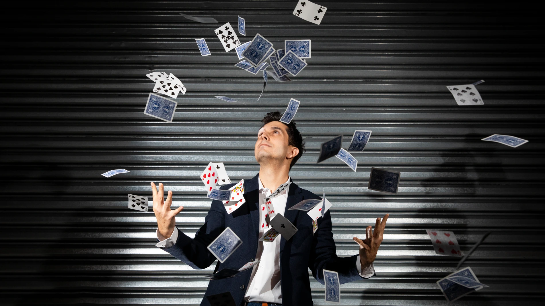 Jorge Luengo, mago ilusionista. © Jess G. Feria.