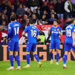 Los jugadores del Getafe celebran el 0-2, que hizo Jaime Mata