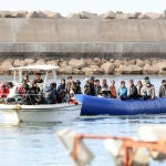 Libia.- Más de 60 muertos en un accidente de barco frente a las costas de Libia