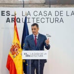 Pedro Sánchez e Isabel Rodríguez inauguran la Casa de la Arquitectura