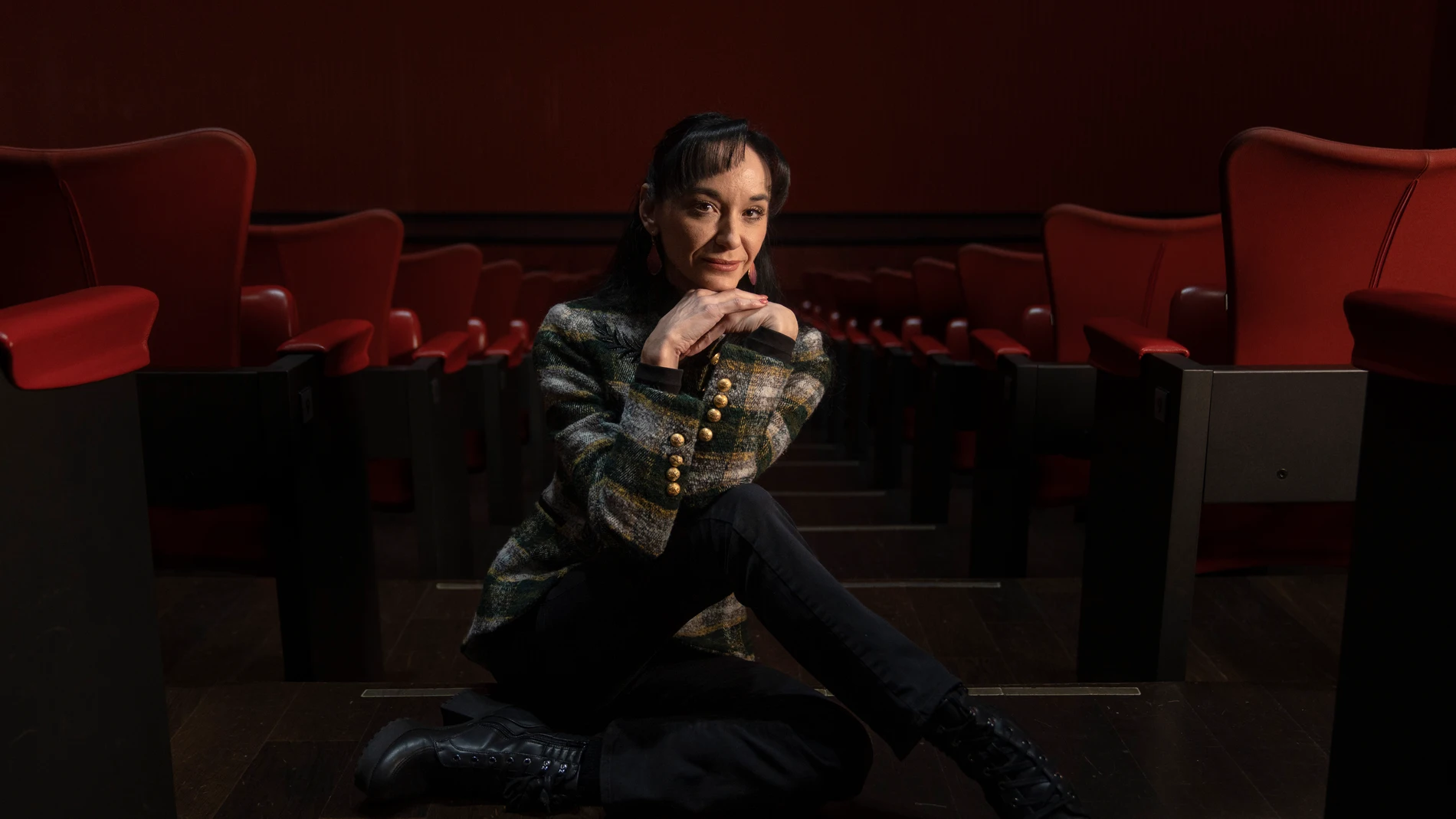 Entrevista a la bailarina Lucia Lacarra en los Teatros del Canal
