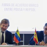 PDVSA y la empresa española Repsol firman en Caracas el acuerdo marco para la administración de Petroquiriquire