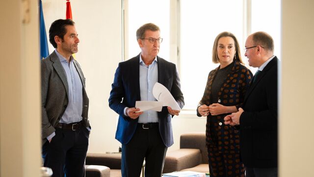 Borja Sémper, Alberto Núñez Feijóo, Cuca Gamarra y Miguel Tellado en la sede nacional del partido.