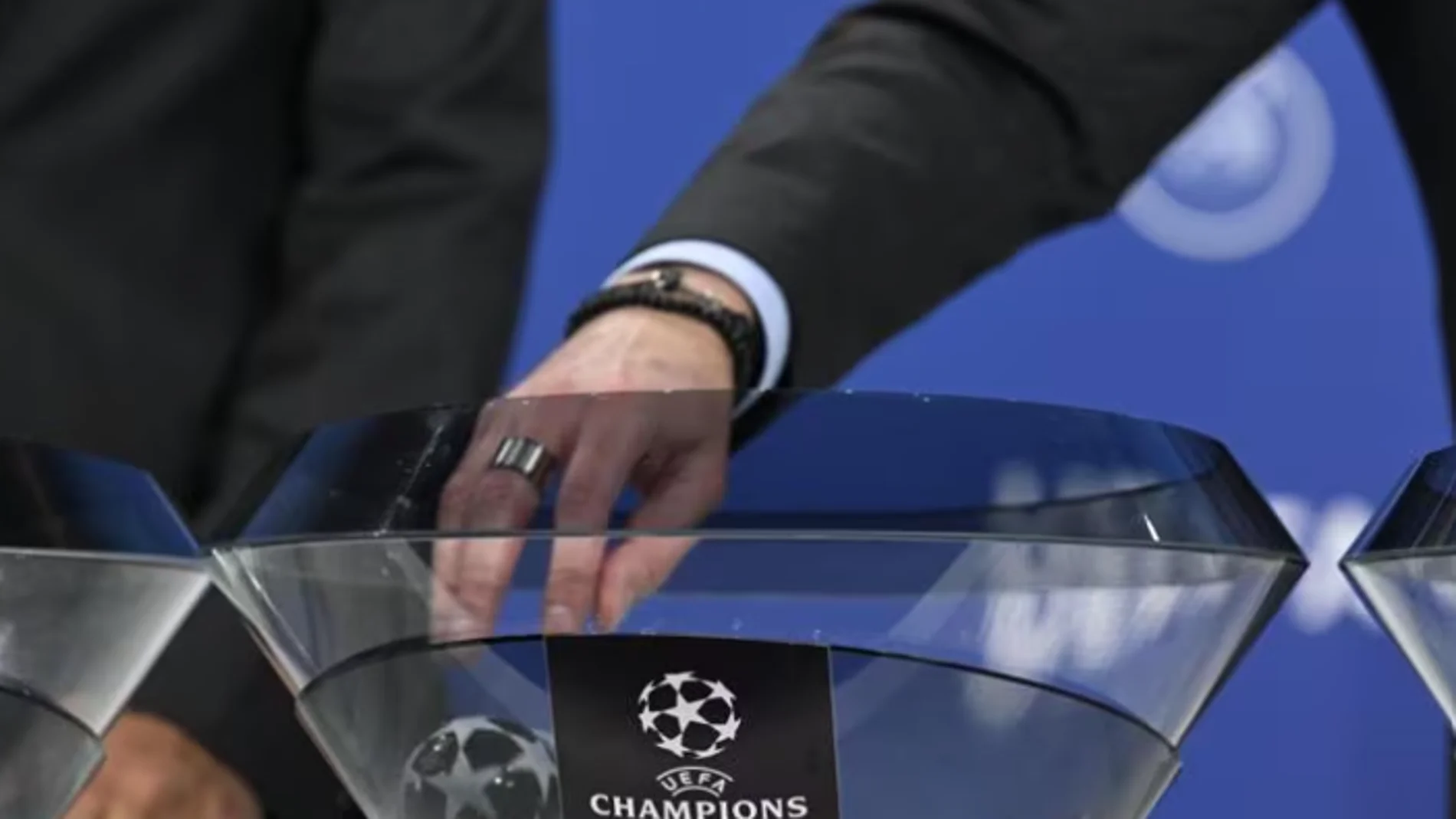 Así han quedado los cruces de octavos de la Champions League