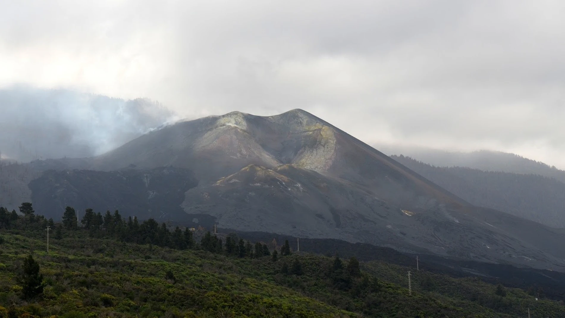 El Gobierno de Canarias presenta este martes un documental sobre el voluntariado en la erupción volcánica de La Palma