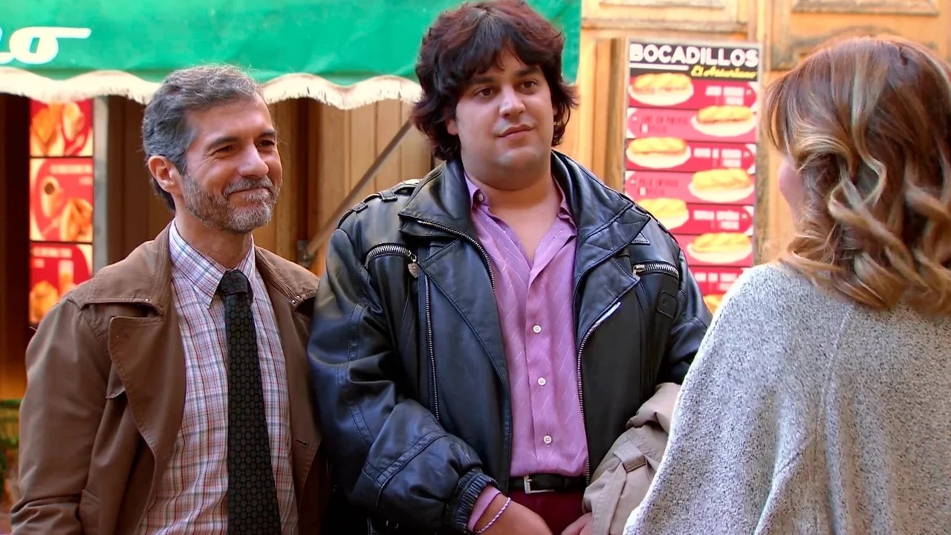 Alicia conoce a Isidro en "Amar es para siempre"