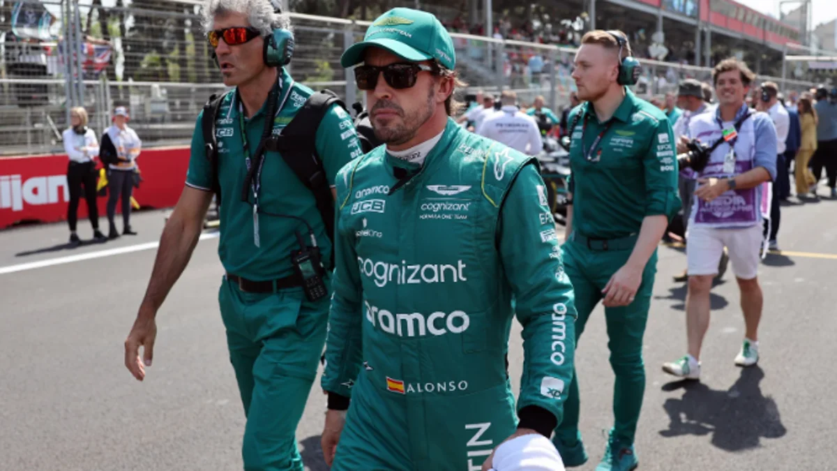 Aston Martin confiesa sus problemas para retener a Fernando Alonso: “Estamos lejos…”