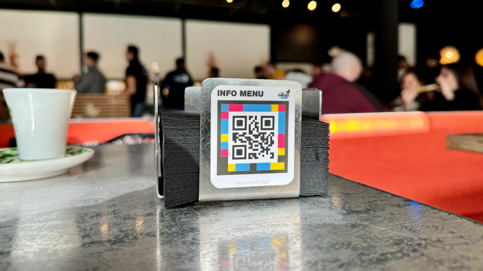 Uno de los códigos QR Accesible NaviLens para restaurantes