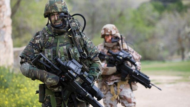 El soldado empieza a ver las nuevas inversiones: más de 65 millones para armamento y nuevos ‘gadgets’ 