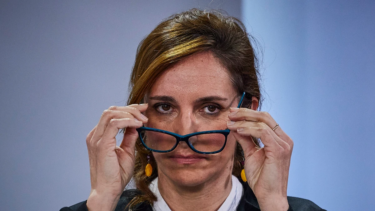 Mónica García cobró más de 9.300 euros por sus primeros 40 días en el ministerio, 10 de los cuales estuvo de vacaciones