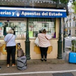 Compras de décimos Lotería Navidad en Málaga