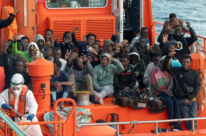 Nueva oleada de llegadas a Canarias: 400 migrantes irregulares en menos de 24 horas