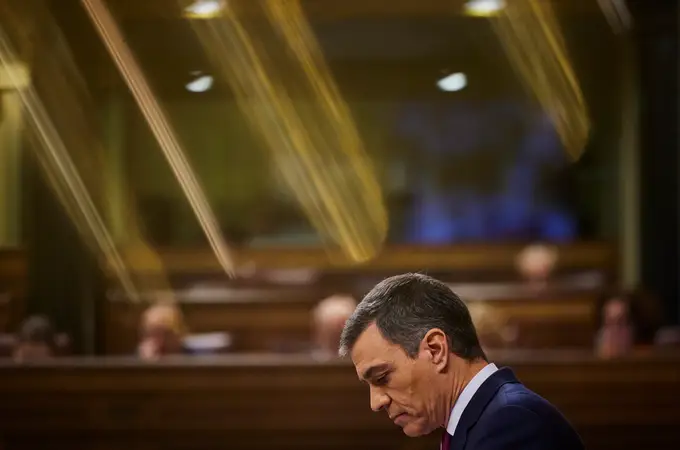 Puigdemont derrota a Sánchez y deja la legislatura en vilo