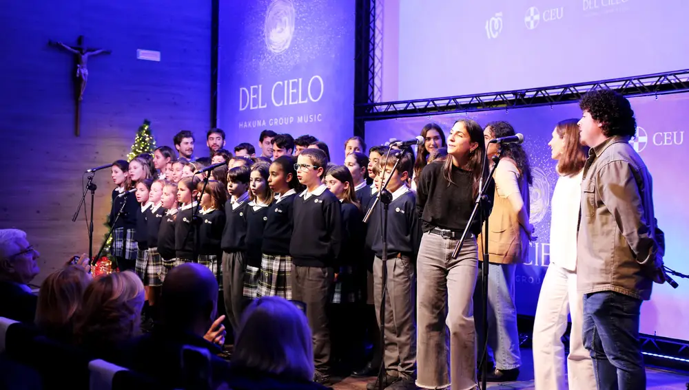 Hakuna Group Music ha grabado junto al coro de niños del colegio CEU San Pablo Sanchinarro.