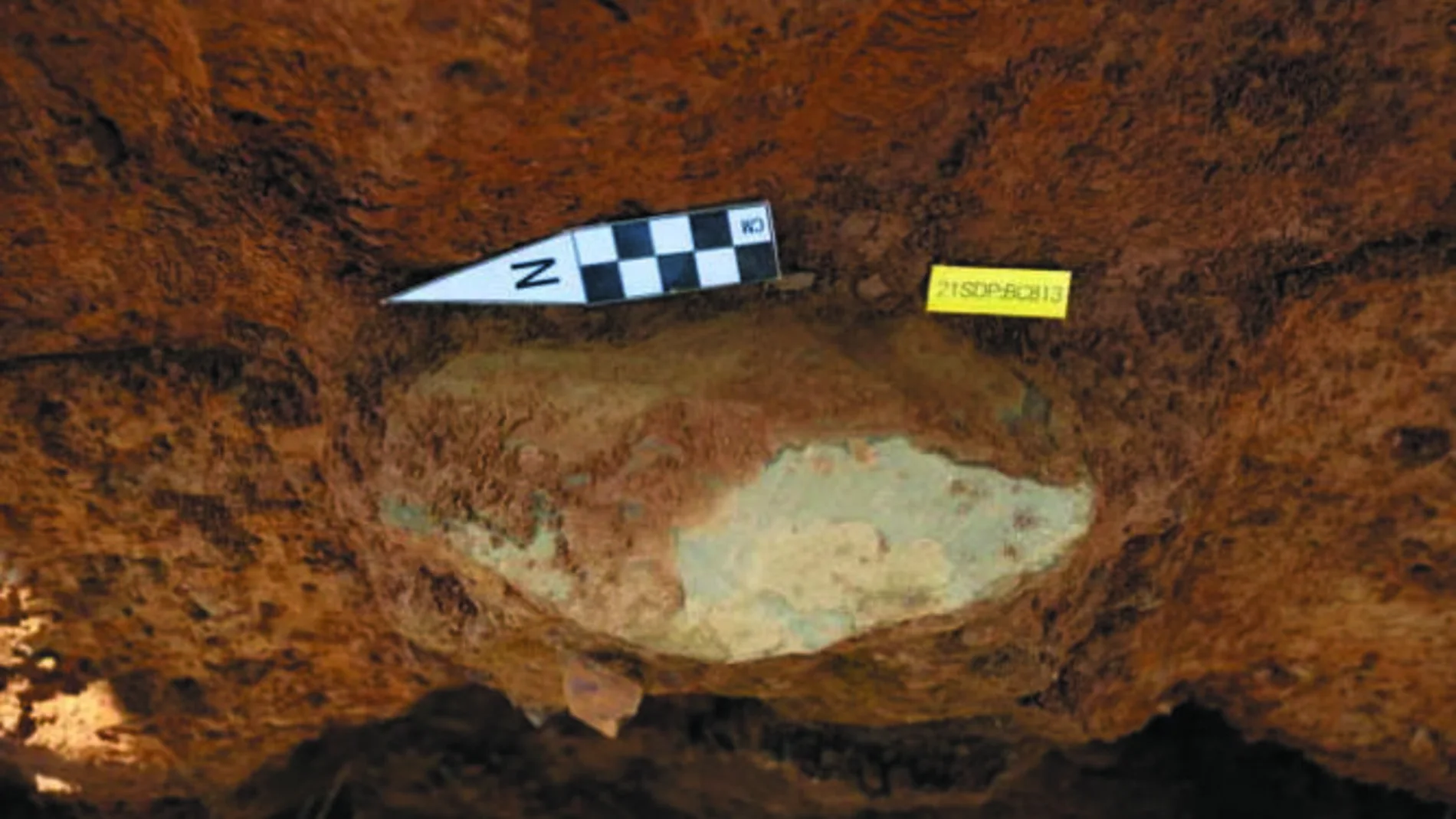 Encuentran en China una botella de 7.700 años de antigüedad