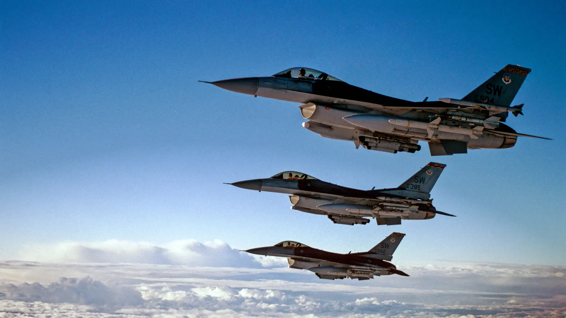 Oct. 6, 2013 - U.S - USAF F-16..The F-16A, a single-seat model, first flew in December 1976. The first operational F-16A was delivered in January 1979 to the 388th Tactical Fighter Wing at Hill Air Force Base, Utah...The F-16B, a two-seat model, has tandem cockpits that are about the same size as the one in the A model. Its bubble canopy extends to cover the second cockpit. To make room for the second cockpit, the forward fuselage fuel tank and avionics growth space were reduced. During train...