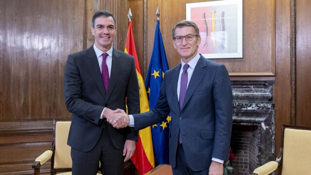 Sánchez y Feijóo acuerdan abrir la negociación para renovar el CGPJ