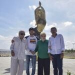 Inauguran una impresionante escultura en honor a Shakira en Barranquilla
