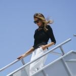 Melania Trump arrives at Phoenix Sky Harbor International Airport, in Phoenix, Ariz.