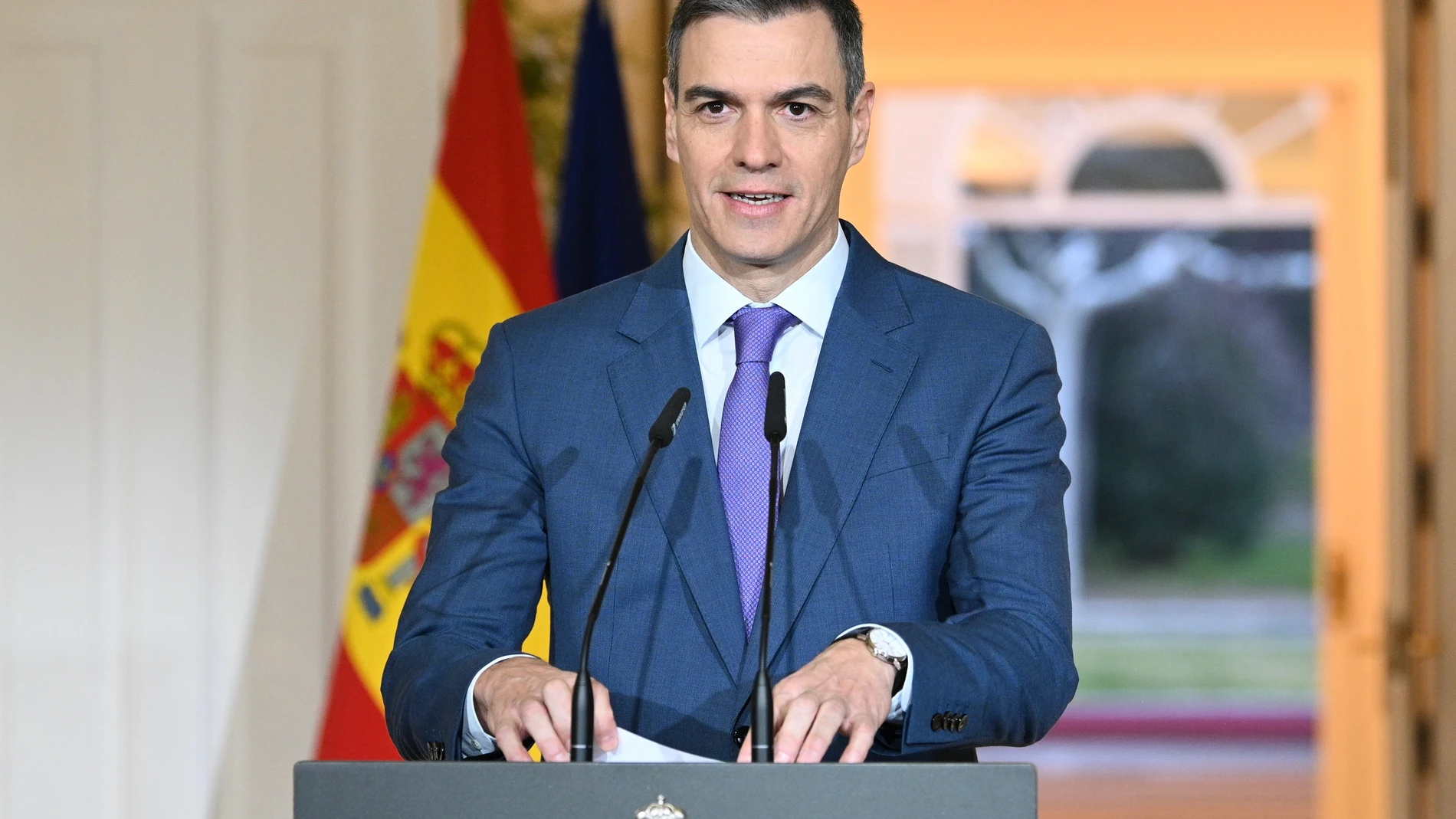 MADRID, 29/12/2023.- El presidente del Gobierno, Pedro Sánchez durante una declaración institucional para anunciar la remodelación del Gobierno en la Moncloa, Madrid este viernes. EFE/Moncloa/Borja Puig de la Bellacasa / SOLO USO EDITORIAL/SOLO DISPONIBLE PARA ILUSTRAR LA NOTICIA QUE ACOMPAÑA (CRÉDITO OBLIGATORIO)