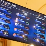 Economía/Bolsa.- El Ibex recupera los 10.200 puntos en la media sesión, con un alza del 1,17%
