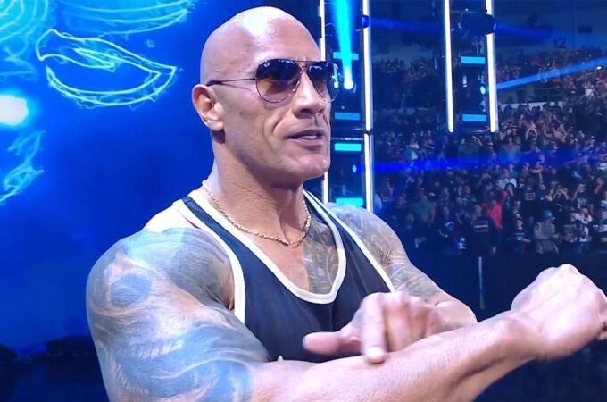 Dwayne «The Rock» Johnson regresó el pasado lunes a la acción sobre los cuadriláteros, prometiendo un nuevo recorrido circunstancial en la lucha libre