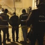  Fotografía cedida por la Policía Nacional correspondiente a una de las detenciones de la última operación antiyihadista del 2023, desarrollada el pasado 21 de diciembre, que se saldó con 9 detenidos en Melilla.