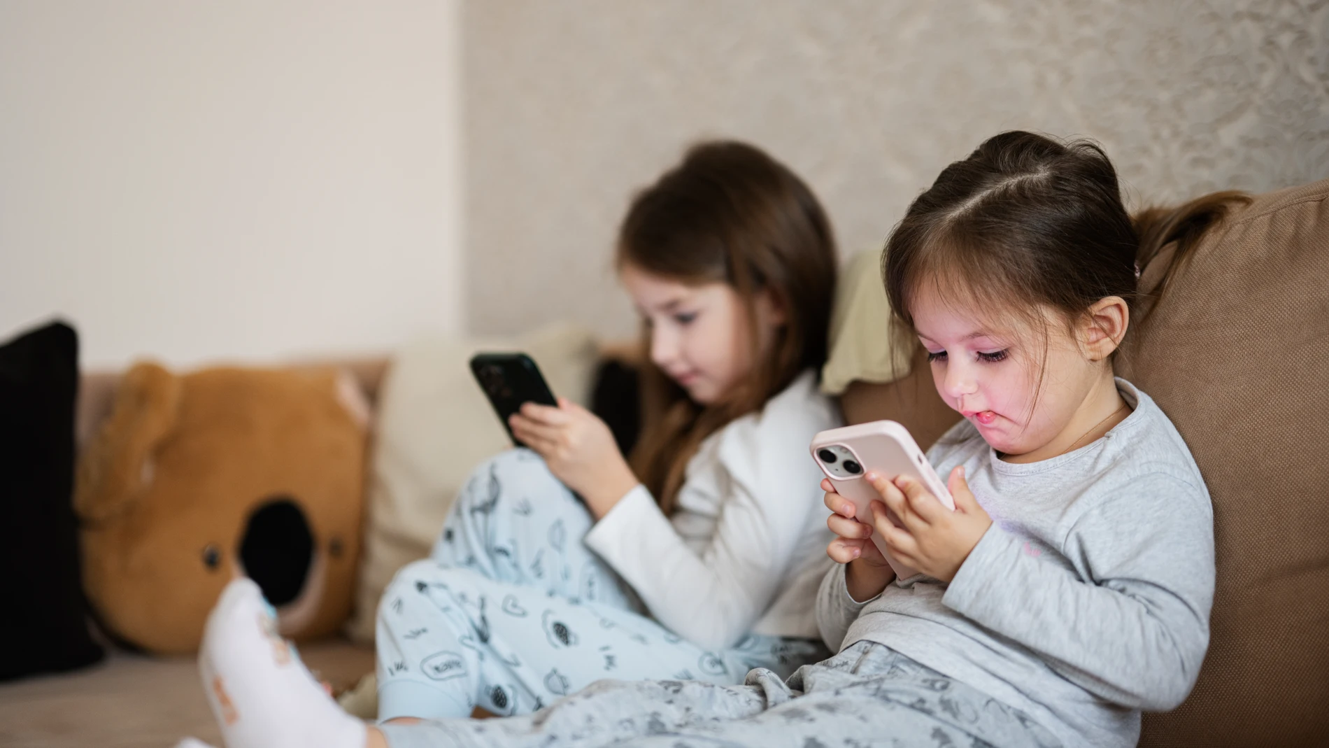 Qué pueden hacer los padres con el 'smartphone' y los niños? - La Opinión  de Murcia