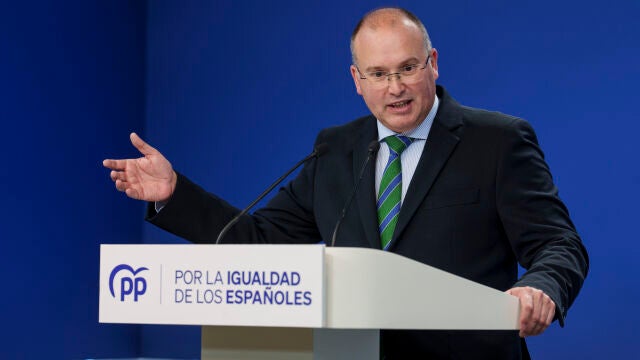 Miguel Tellado presenta en rueda de prensa la enmienda de totalidad, con texto alternativo del PP, a la ley de