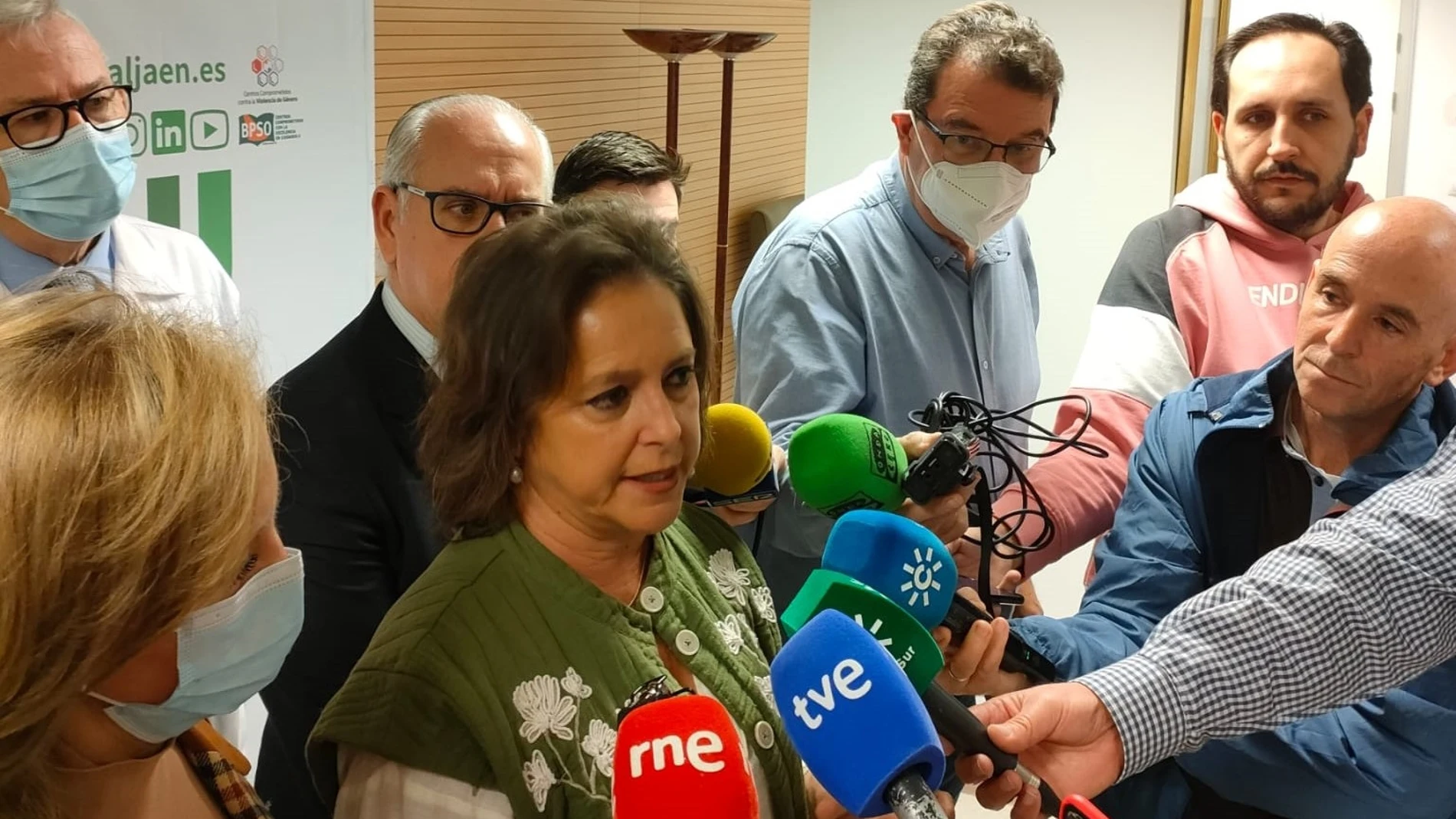Catalina García atiende a los periodistas. EUROPA PRESS 04/01/2024