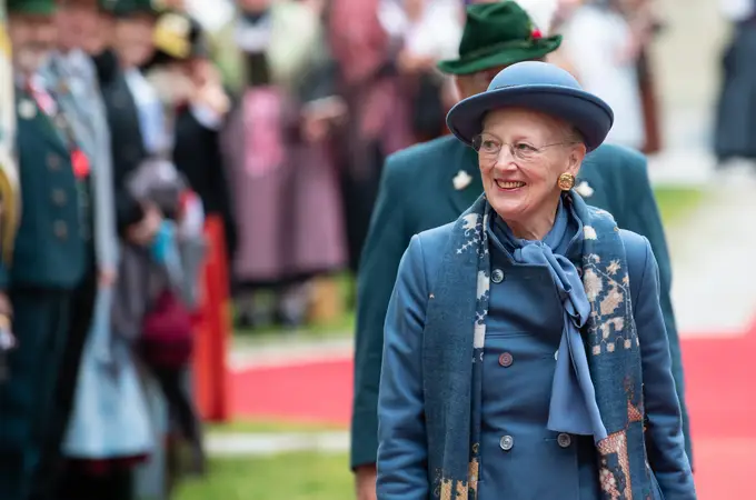 Margarita II, la reina más longeva de Europa, se retira con récord de popularidad