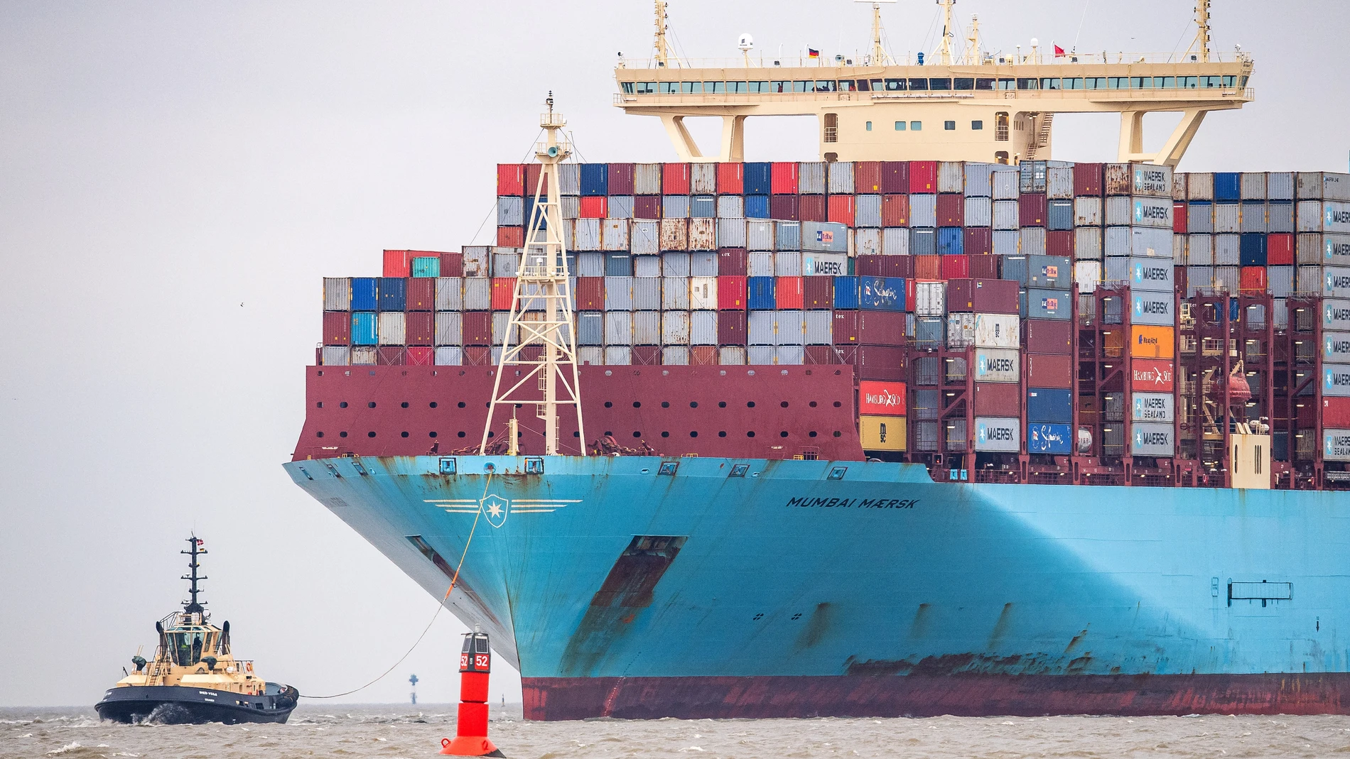 O.Próximo.- Maersk desviará sus barcos al cabo de Buena Esperanza "en el futuro previsible" por el riesgo en mar Rojo