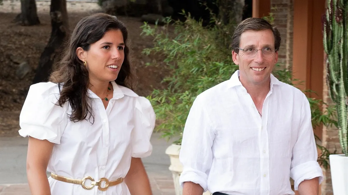 José Luis Martínez-Almeida va a ampliar la familia con Teresa Urquijo