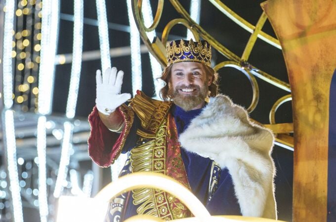 El rey Baltasar en la cabalgata de Madrid de 2023.