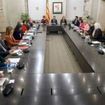 La cumbre sobre Educación con los grupos parlamentarios presidida per Simó y Argonès