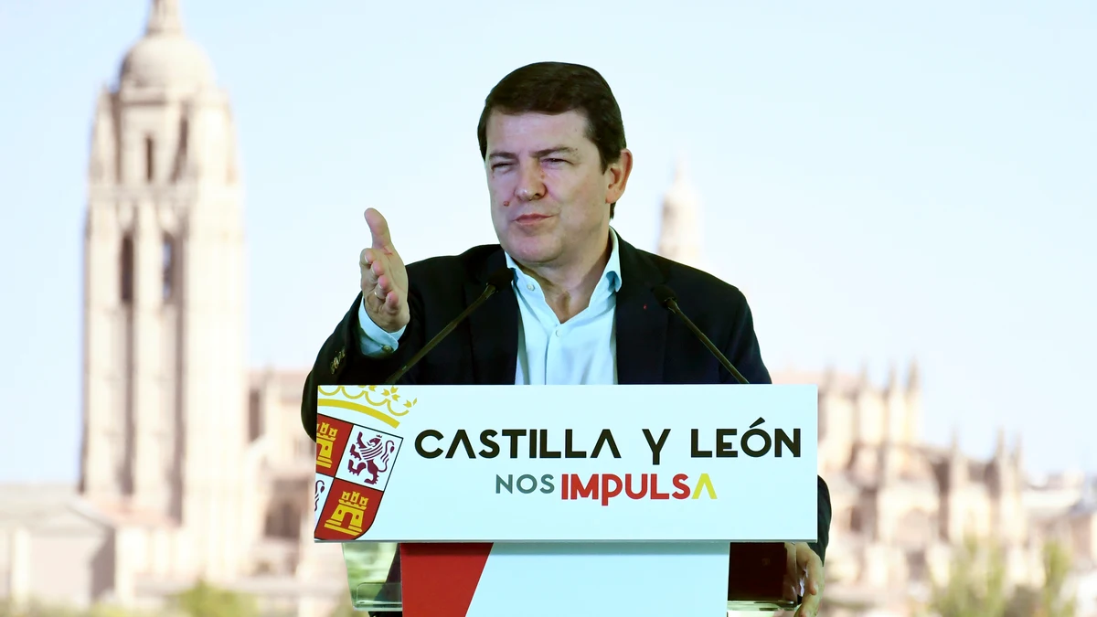 Fernández Mañueco asegura que Castilla y León avanza gracias “a los trabajadores, autónomos y empresarios”