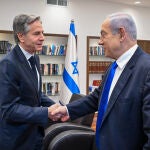 Benjamín Netanyahu mantiene una reunión privada con el Secretario de Estado de Estados Unidos, Antony Blinken