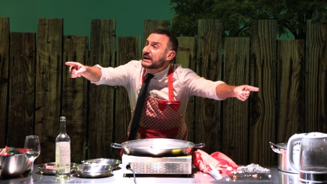 David Fernández "Fabu", en la imagen, comparte escena (y cocina) con Nerea Moreno