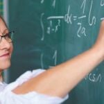 CCOO alerta de la elevada edad del profesorado en C-LM: "Por cada docente menor de 30 años hay cinco que superan los 50"